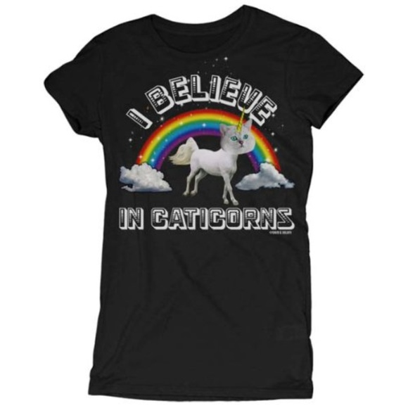 David & Goliath Tops - David & Goliath Rainbow Black Caticorn T Shirt - M
